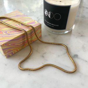 Baleen slinky bold chain